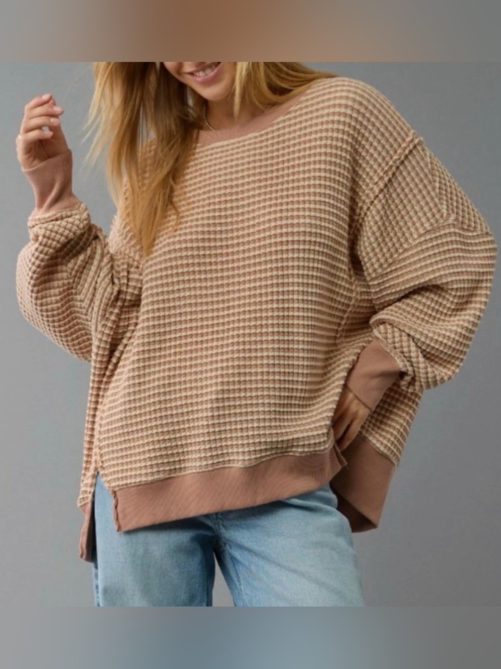 American Eagle Women's
Oversized Big Hug Waffle Crew
Neck Sweatshirt Size XXL